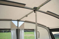 Reda Lazise Room 120 -Kampeeruitrusting IMG 7643 bew scaled