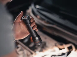 Nebo Zaklamp Newton 1000 8 Nebo Zaklamp Newton 1000 -Kampeeruitrusting Nebo Zaklamp Newton 1000 4