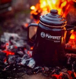 Petromax Emaille Percolator Perkomax Zwart 1.3 L -Kampeeruitrusting Petromax Emaille Percolator Petromax Zwart 1.3 L 4