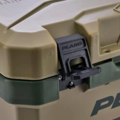 Plano Frost Cooler Green 30L -Kampeeruitrusting Plano Frost Cooler Green 30L afsluiten