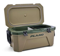 Plano Frost Cooler Green 30L -Kampeeruitrusting Plano Frost Cooler Green 30L open
