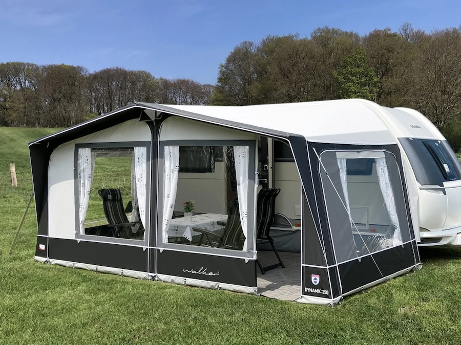 Walker Dynamic 250 Glasfiber 1 Walker Dynamic 250 Glasfiber