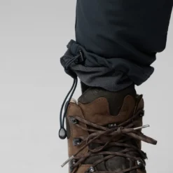 Fjallraven FJÄLLRÄVEN ABISKO WINTER STRETCH TROUSERS DAMES - BLACK -Kampeeruitrusting abisko winter stretch trousers zwart pijp